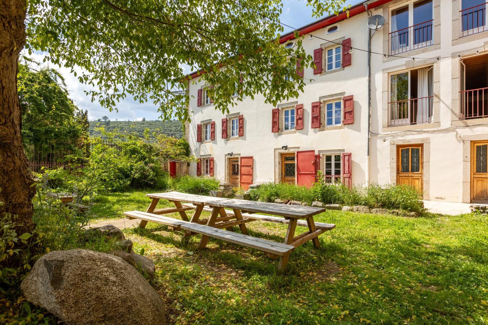 La Grande Maison Rouge Angoustrine Zewnętrze zdjęcie