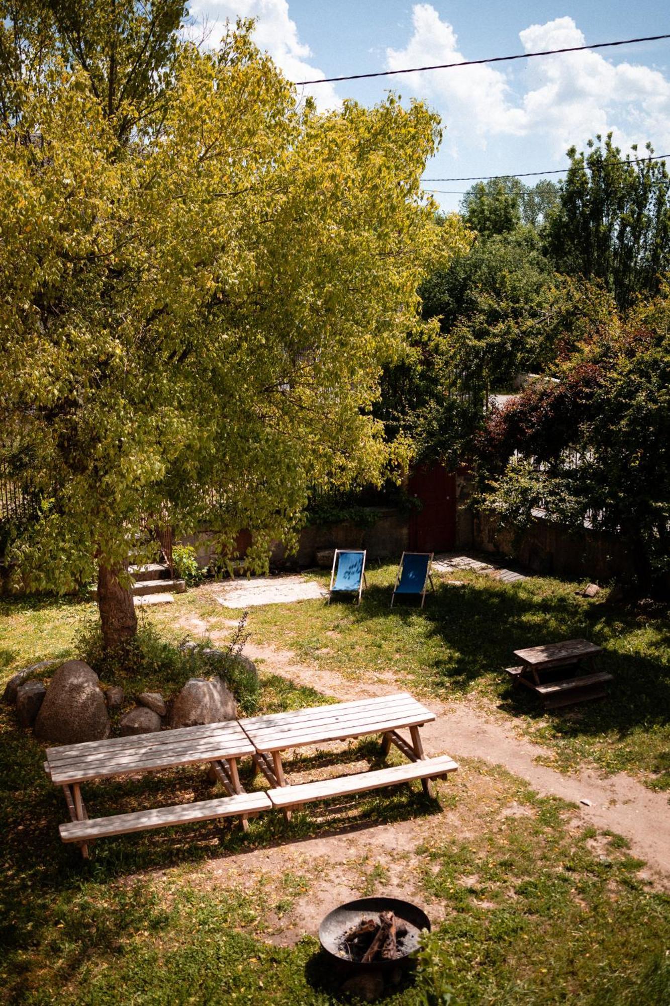 La Grande Maison Rouge Angoustrine Zewnętrze zdjęcie